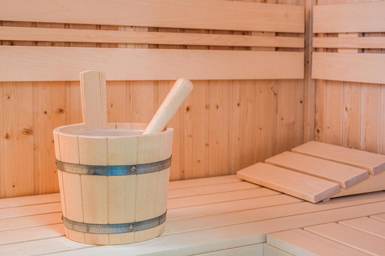 Reetdachhaus Am Haff Mit Sauna, Terrasse, Wlan Zirchow ภายนอก รูปภาพ
